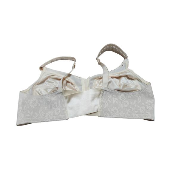 Playtex 4695 44B Beige Front Closure Wireless Soft Cup Bra Wide Strap Support - Picture 5 of 8